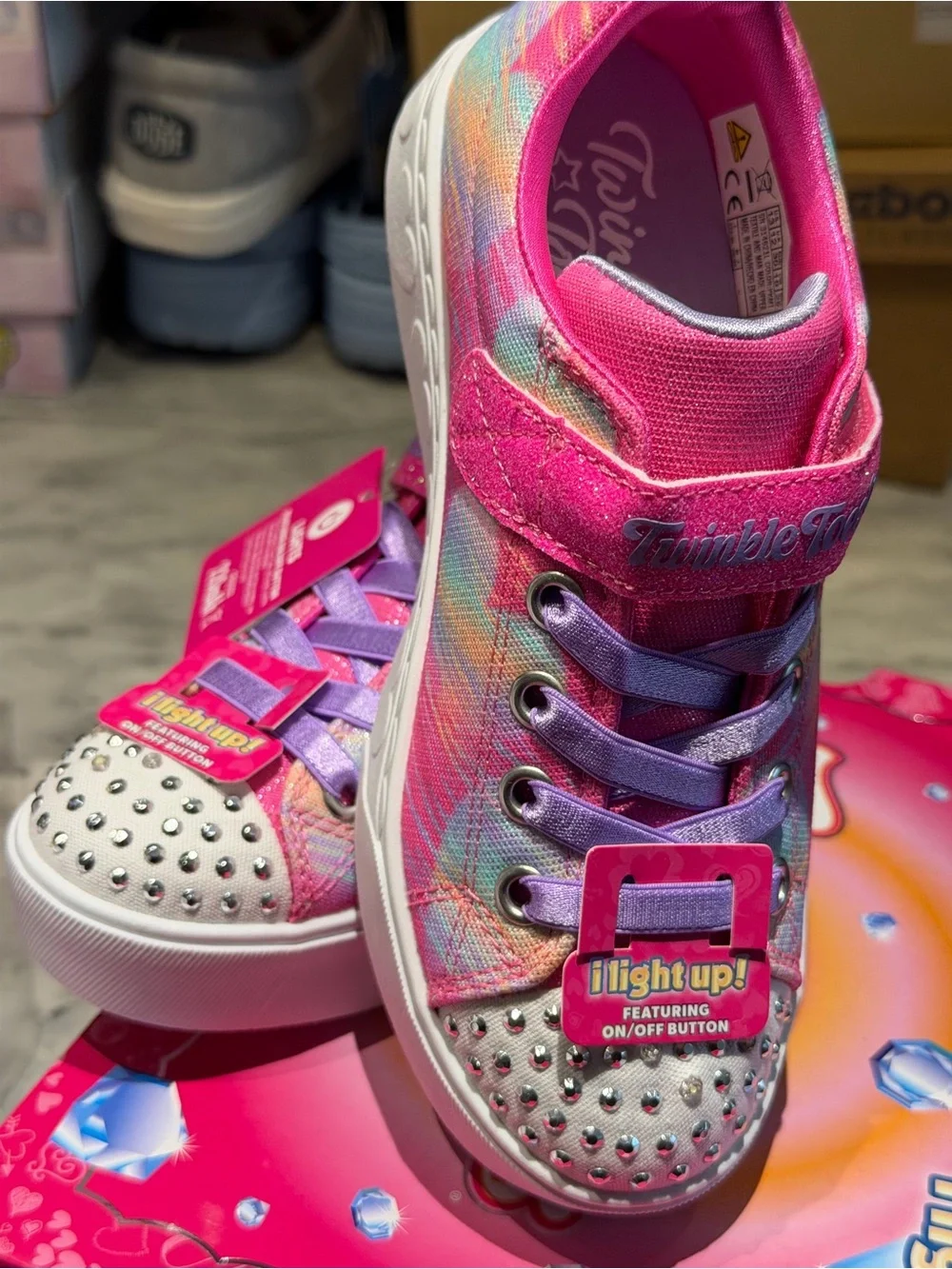 Twinkle toes pink light